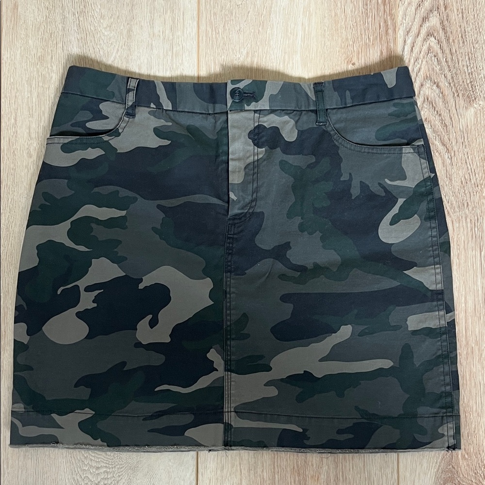 ATM Camo Skirt - Sz 8